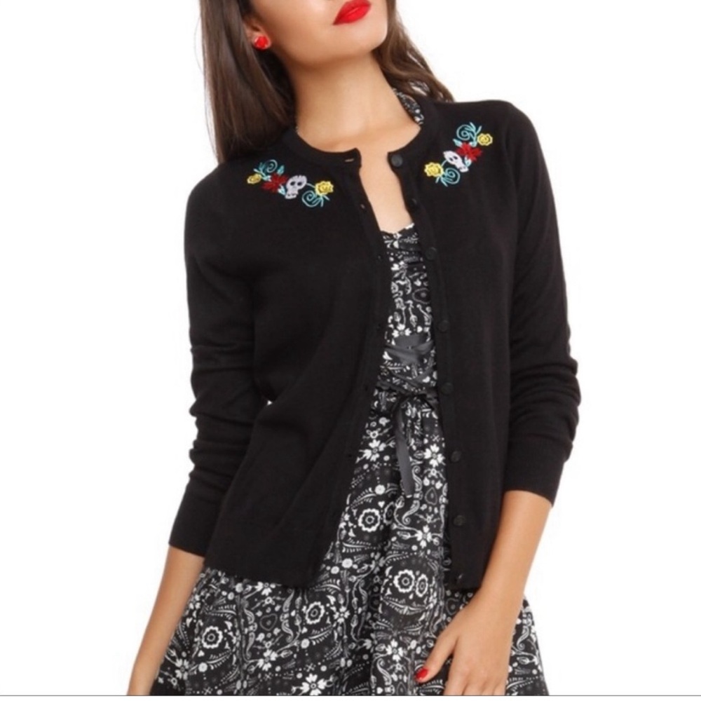 Book of life cardigan